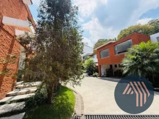 VENTA DE HERMOSA CASA EN CONDOMINIO - VISTA HERMOSA 2, ZONA 15 — Casa en Venta en Vista Hermosa II, Zona 15, Guatemala, Ciudad — miniatura 1 de 17