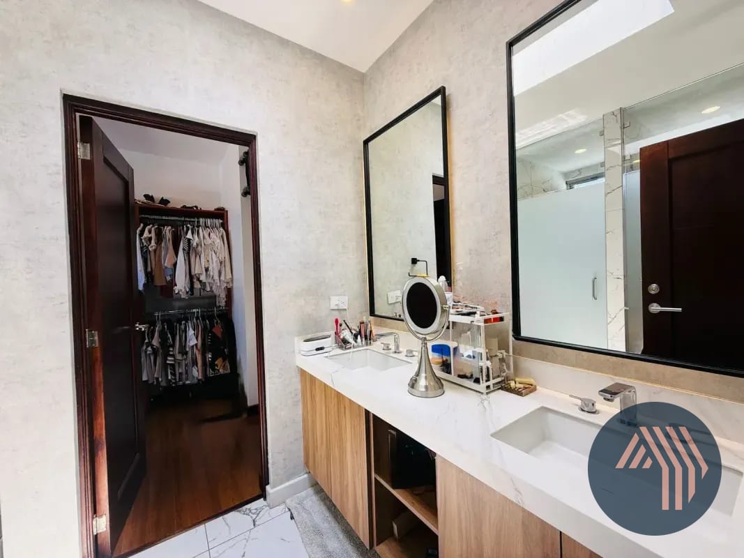 VENTA DE HERMOSA CASA EN CONDOMINIO - VISTA HERMOSA 2, ZONA 15 — Casa en Venta en Vista Hermosa II, Zona 15, Guatemala, Ciudad — foto 15 de 17