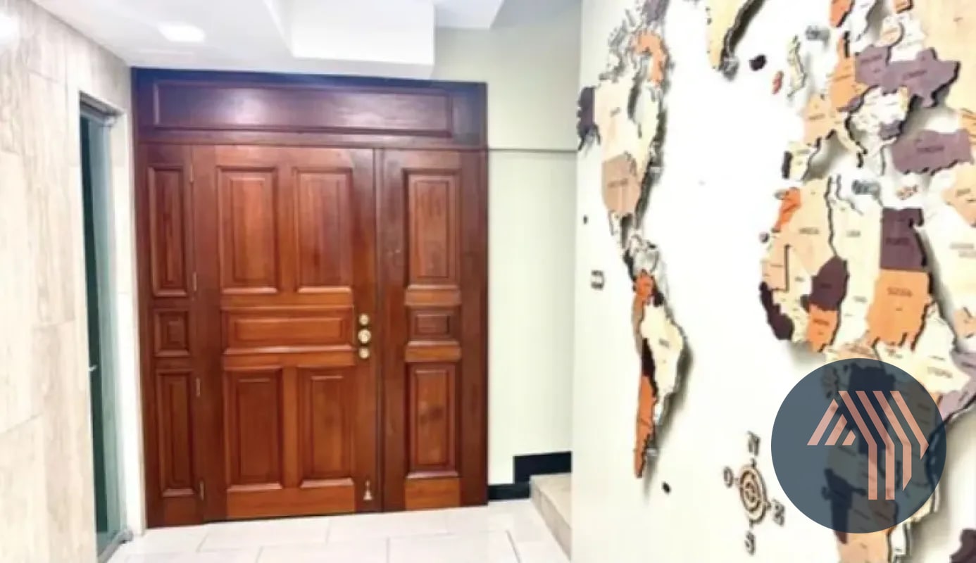 ALQUILER DE OFICINA 154MT2 - EDIFICIO REAL REFORMA, ZONA 9 - 1