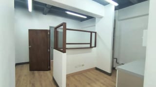 Rento / Vendo Oficina Z.10 Edificio Plaza Buro — Oficina en Alquiler en Plaza Buró, Zona 10, Guatemala, Ciudad — miniatura 1 de 6